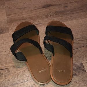 Sanuk sandals